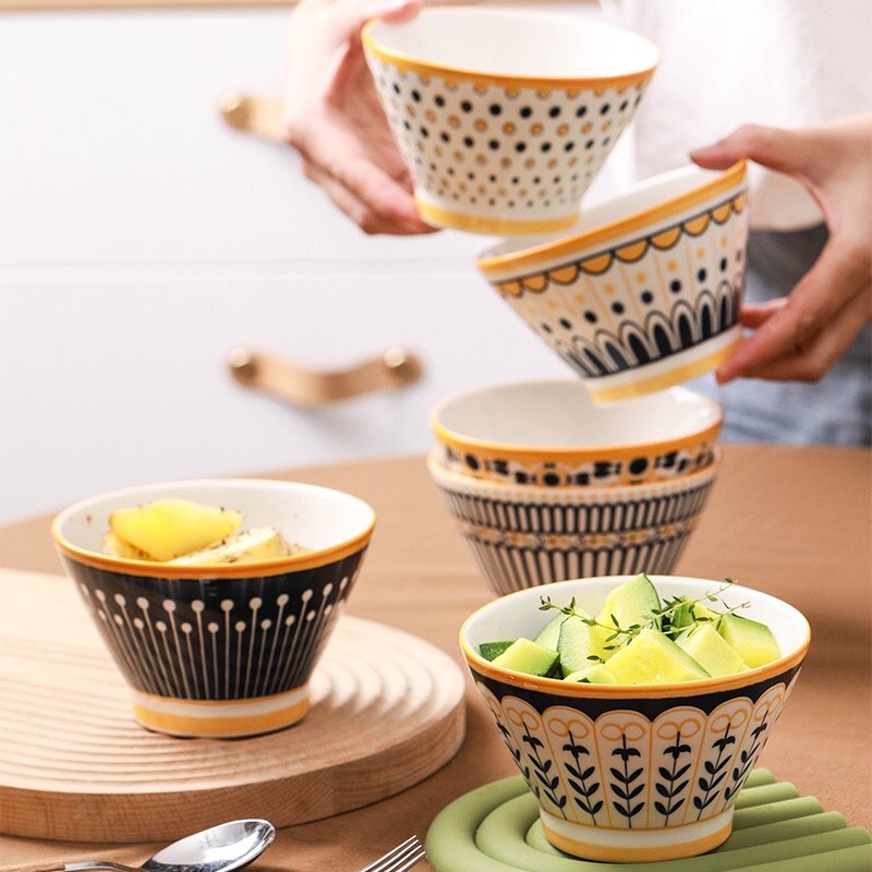 Bát nón thổ cẩm siêu xinh Thìa sứ hoa E về thêm đủ 6 mẫu bát. Hà Anh decor