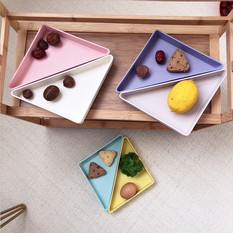 Đĩa ăn dặm sợi tre hình tam giác cho bé