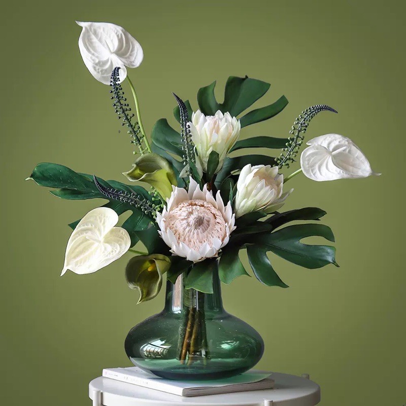 Lọ cắm hoa thuỷ tinh trang trí phòng khách phong cách Bắc Âu