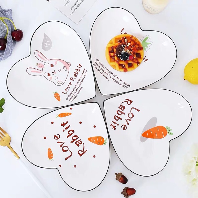 BỘ ĐĨA HÌNH TRÁI TIM CUTE 4 CÁI