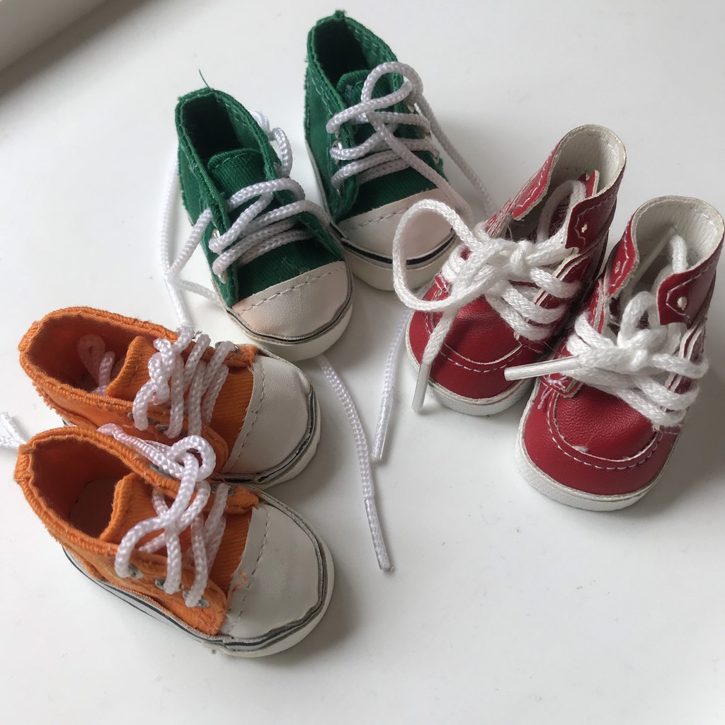 Nhượng giày cho doll