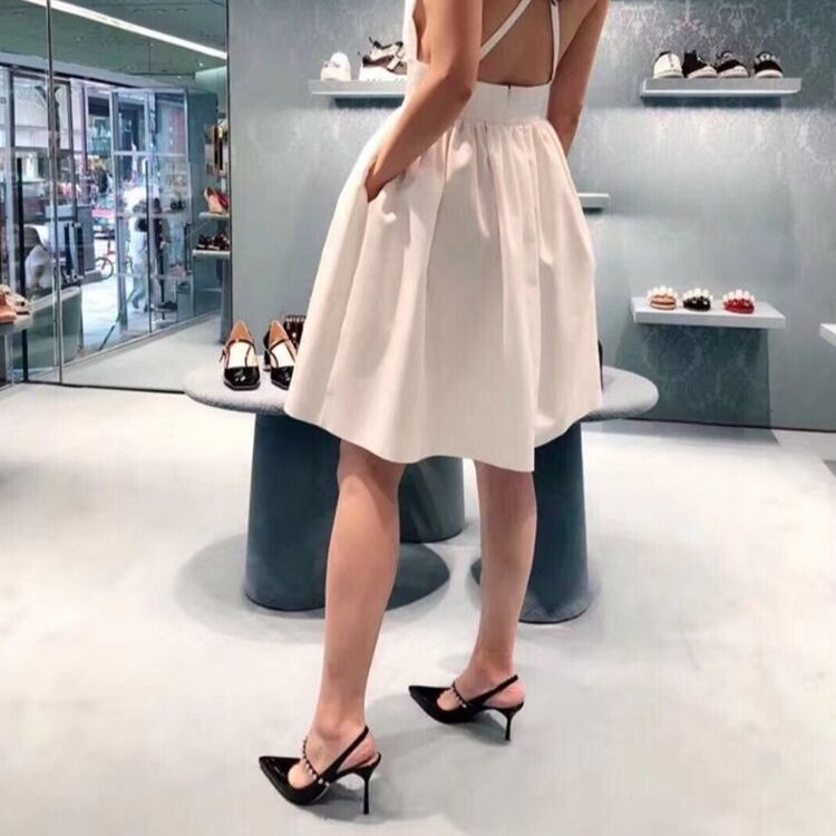 Giày Cao Gót Da Bóng Mũi Nhọn Đính Đá Thời Trang Xuân Hè 2022 Cho Nữ Lưng