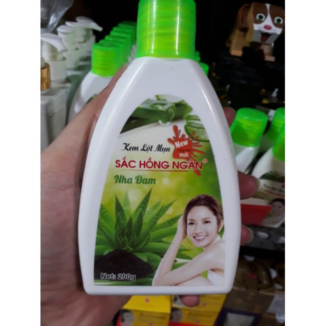 Gel lột mụn nha đam than hoạt tính và nha đam sắc hống ngân 200ml.