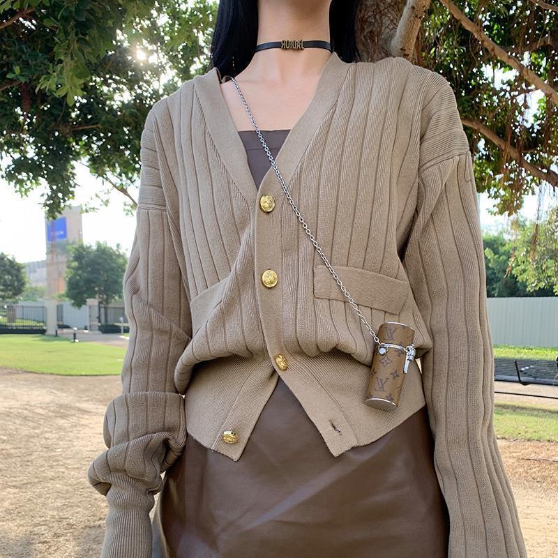 &quot;áo khoác len ngắn thời trang cổ điển.