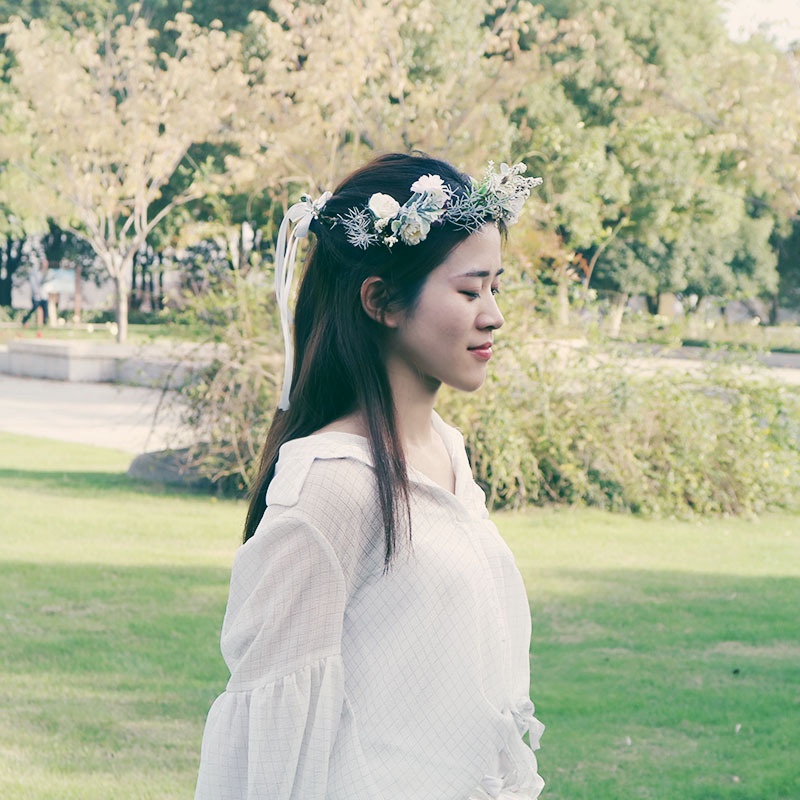 Vòng Hoa Đội Đầu Bằng Mây Đan Nhỏ Nhắn Xinh Xắn Dành Cho Cô Dâu