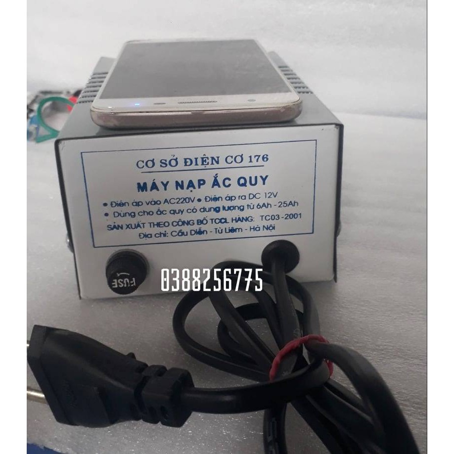 Máy nạp ắc quy 12V - Bộ sạc bình Acquy tự động cho xe Ô tô, máy.