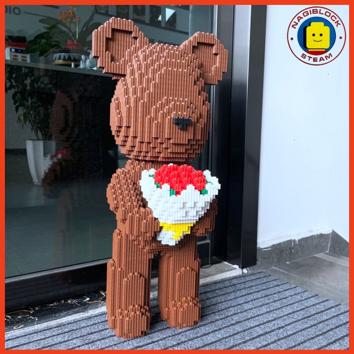 Mô hình lắp ráp gấu BEARBRICK 63cm MPIN tặng hoa hồng