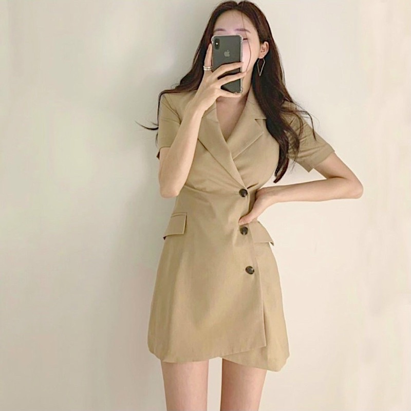 Đầm vest kem nút đen (kèm hình thật)