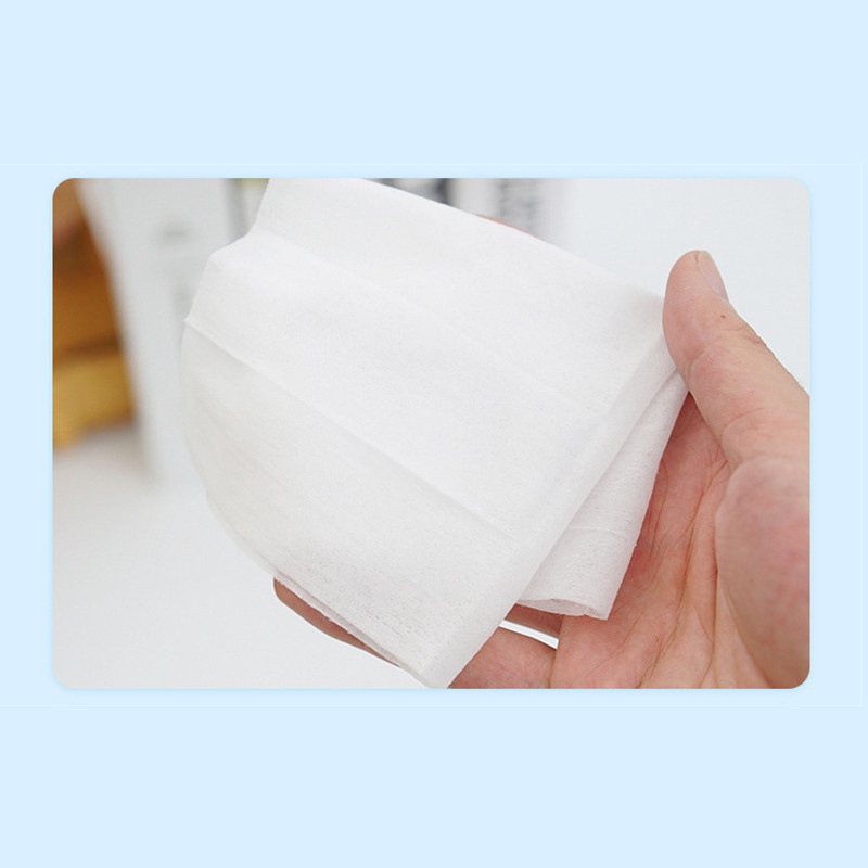 Túi 10 khăn giấy ướt mini tiện dụng cho trẻ em Sabuy