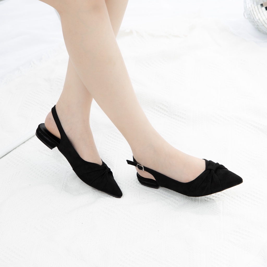 Giày MWC 2231 - Giày Búp Bê Nữ Thời Trang MWC Mũi Nhọn Quai Cài Da Lộn Nữ Tính