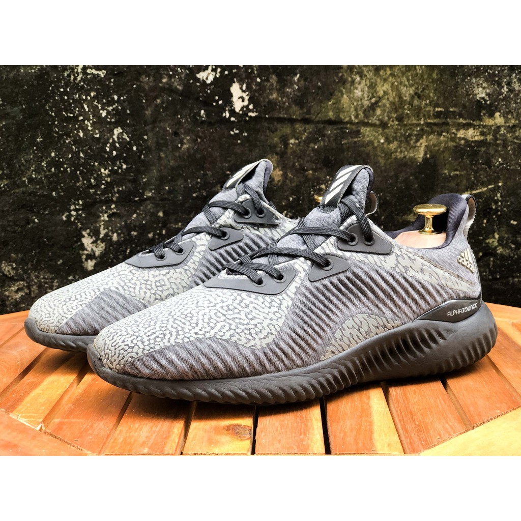 (SIZE 38.5) Giày thể thao chính hãng 2hand ADIDAS ALPHABOUNCE HPC AMS J YOUTH