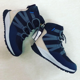 Giày bốt trẻ em hãng Jackwolfskin