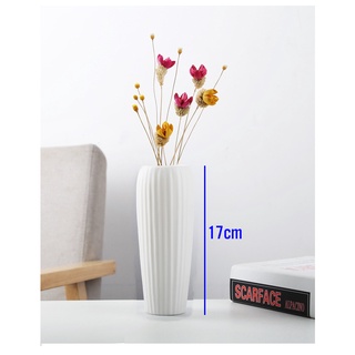 Bình cắm hoa mini gốm sứ.