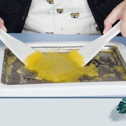 Máy làm sữa chua kem cuộn nhỏ lạnh tức thì bằng thép không gỉ với tấm gạt Boron069