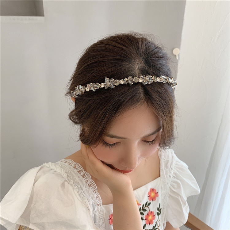 Bờm cài tóc Băng đô đính đá màu trắng cho các bạn nữ thích chụp ảnh sang chảnh, thời trang Hàn Quốc Lemi Accessories