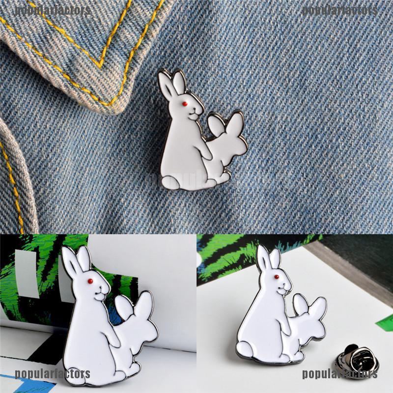 Ghim Cài Áo Hình Hai Chú Thỏ Trắng Dễ Thương