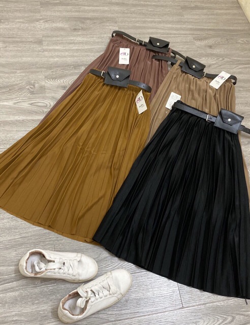 Chân váy xếp ly kèm đai túi hộp hit hot | BigBuy360 - bigbuy360.vn