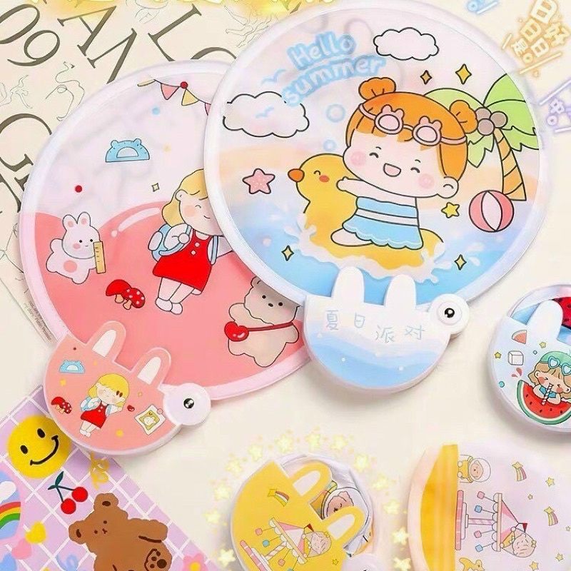 Quạt cầm tay tự bung gấp gọn tiện lợi hoạ tiết hoạt hình dễ thương