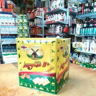 Lương khô 5* hải châu hộp 10cái.