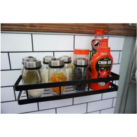 Kệ để gia vị 1 tầng đen tabi dán tường nhà bếp không khoan đục