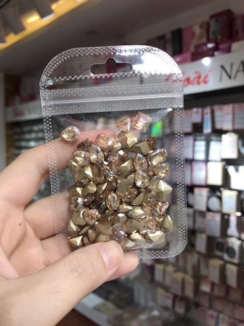 Set đá khối 100v mix size - mix màu - Phụ kiện Nail Giá Rẻ