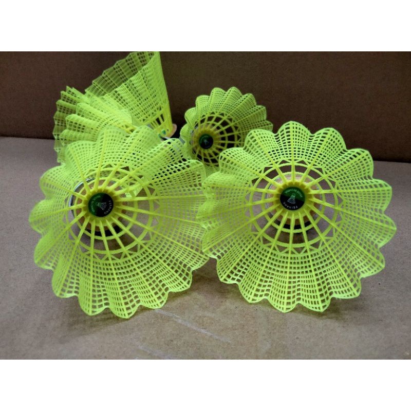 Cầu lông nhựa siêu bền 350