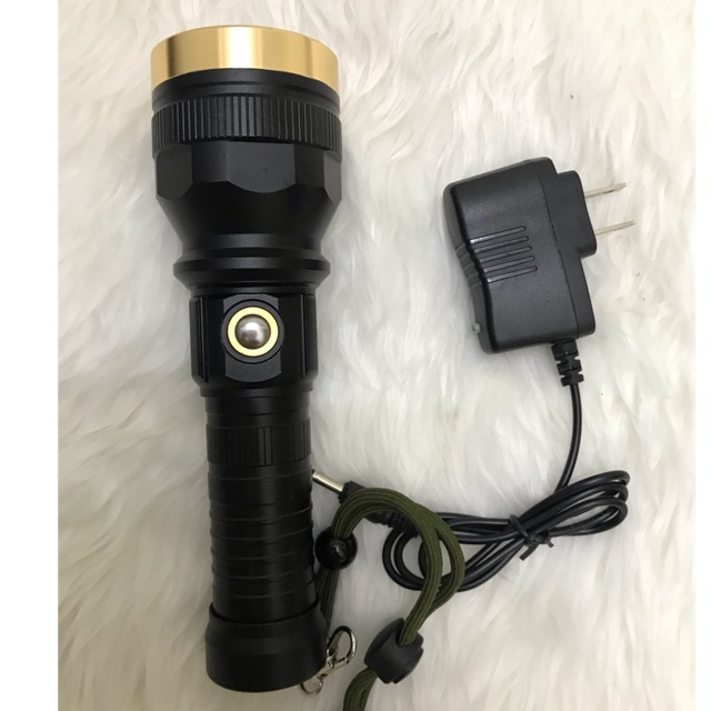 Đèn pin siêu sáng loại dài 22cm pin lithium chóa đèn 5cm