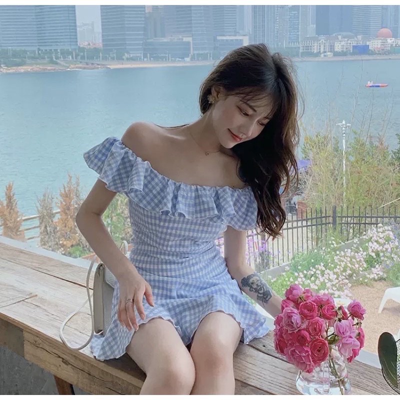 Đầm trễ vai caro bánh bèo sọc xanh blue