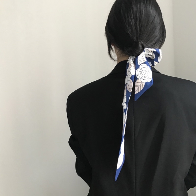 Khăn dài quấn túi xách hình hoa hồng - Maben