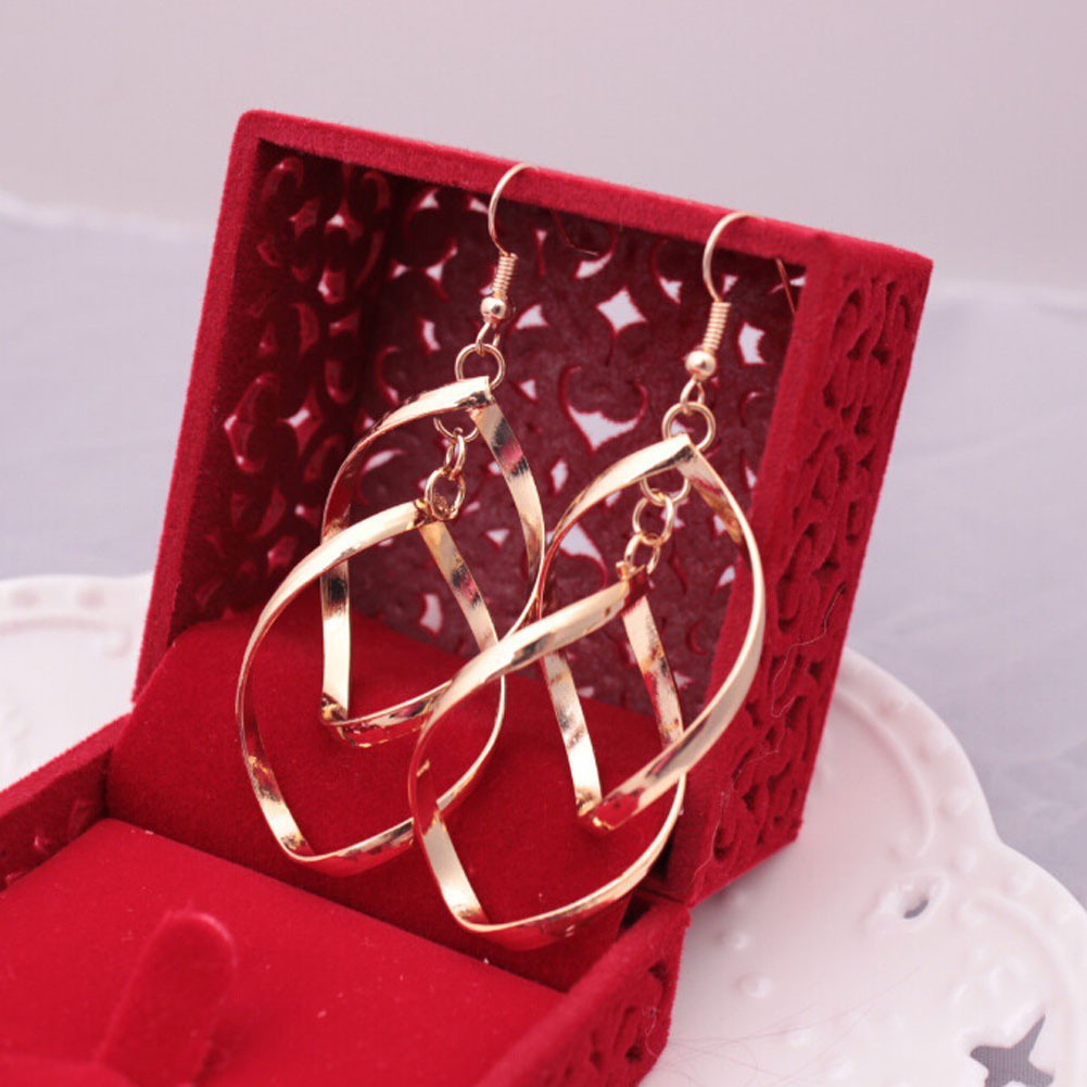 Đôi khuyên tai hợp kim thiết kế độc đáo thời trang cho nữ