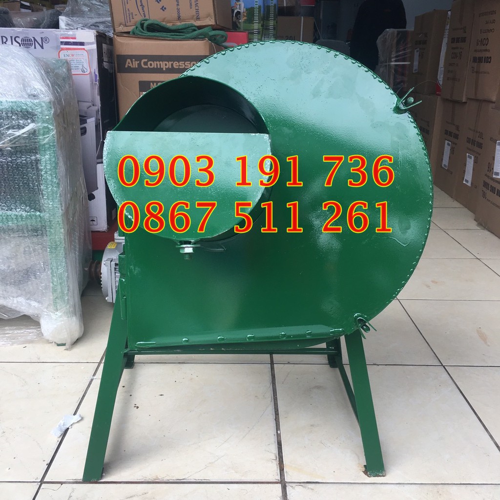Máy băm chuối kết hợp nghiền ngô hạt ngũ cốc cho vật nuôi ăn .
