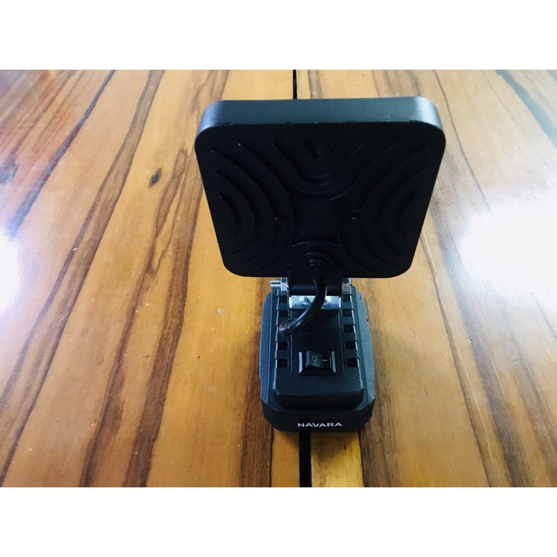 Đèn pha LED sử dụng chân pin phổ thông makita 2022 siêu sáng new 100%