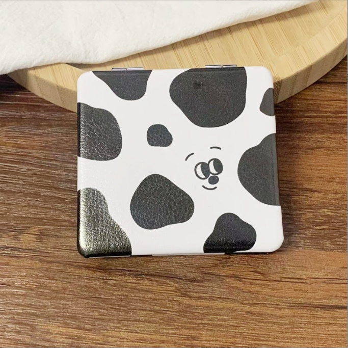 Gương Trang Điểm Gấp Gọn Hai Mặt Họa Tiết Chấm Bi / Gấu Dễ Thương