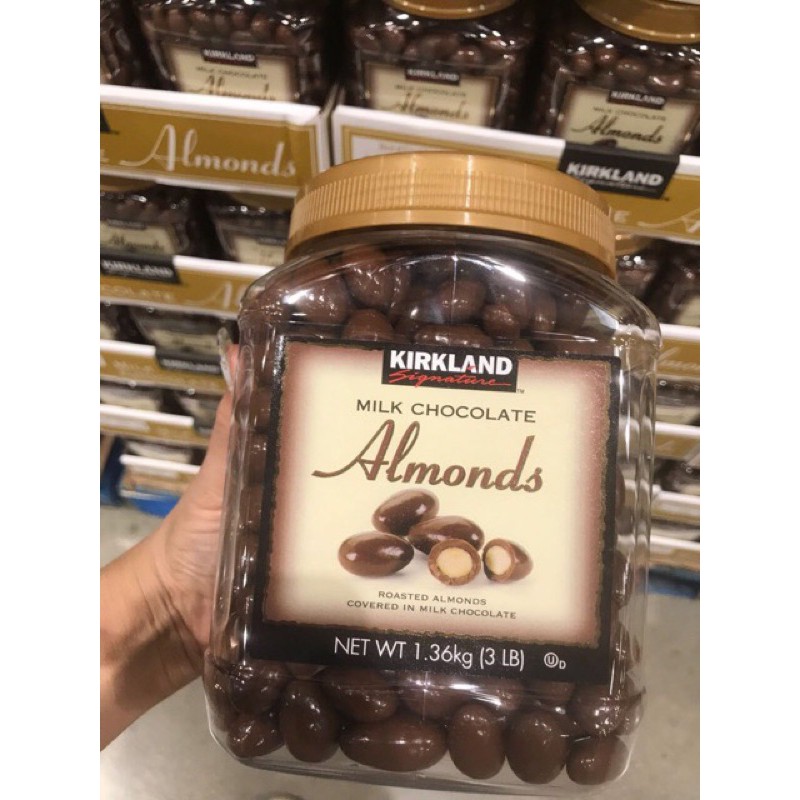 [Mã GROSALE2703 giảm 8% đơn 250K] ) Chocolate Sữa Bọc Hạnh Nhân Kirland Almonds Của Mỹ-