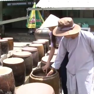 15 chai nước tương Sa Đéc