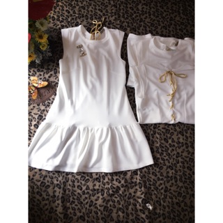 Sale 50% còn 150k. đầm nhà may- thiết kế vn trẻ trung lạ mắt .