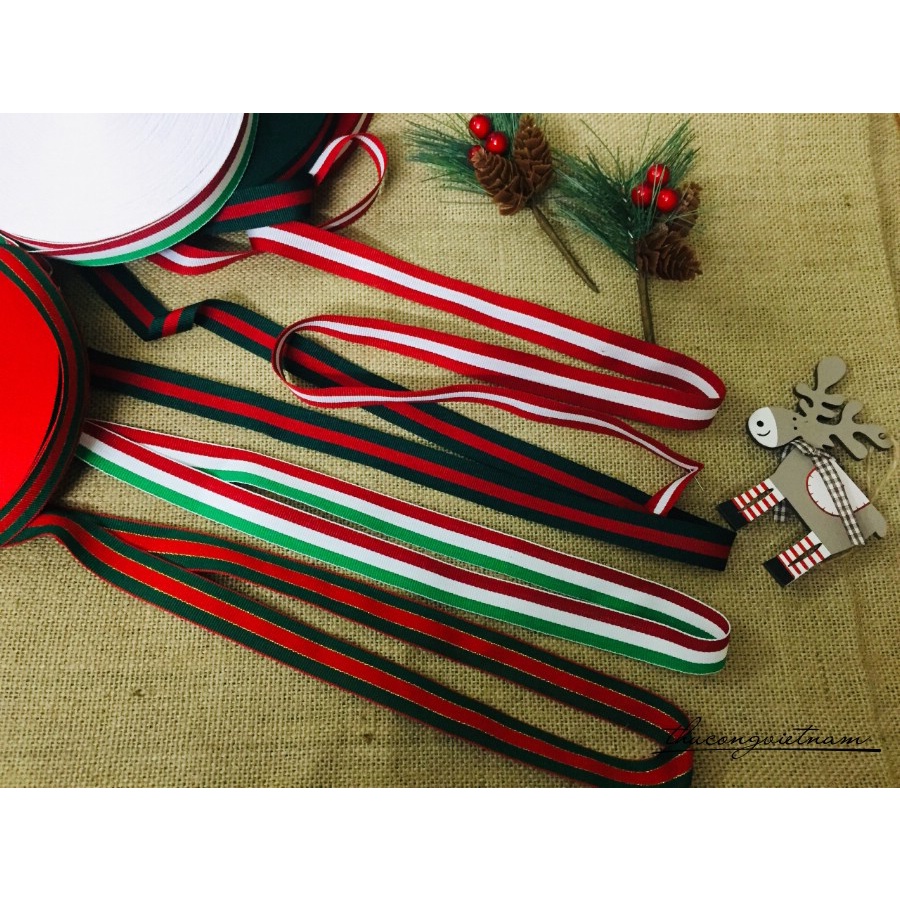 Dây ruy băng Giáng Sinh