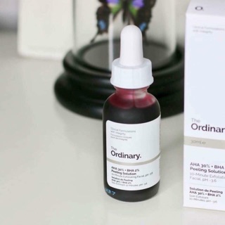 🙂The Ordinary AHA 30% + BHA 2% Peeling Solution.