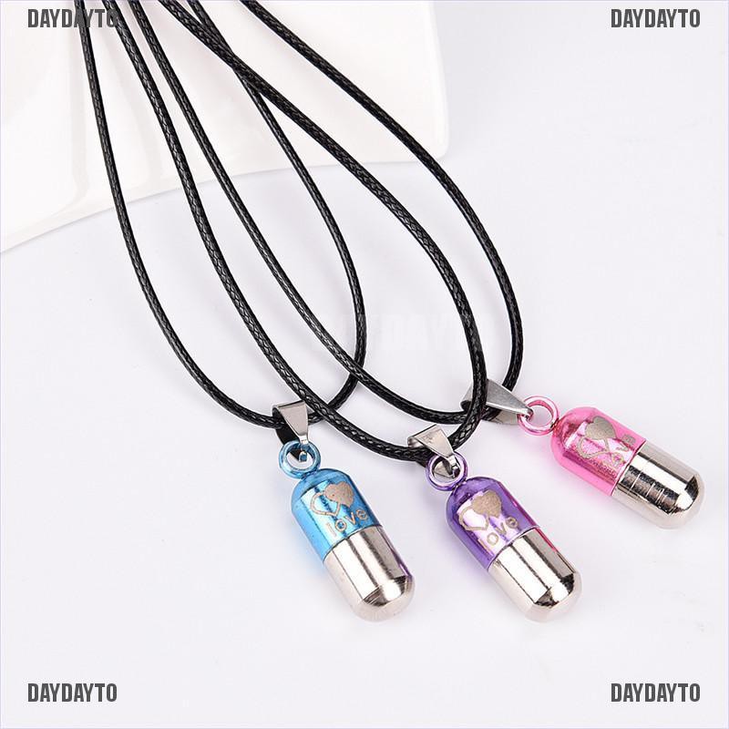 Giá Đỡ Vòng cổ Mặt Kim Loại Hình Viên Thuốc Độc Đáo