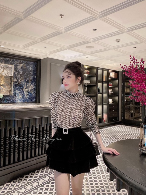 Siêu Phẩm Set áo ren mix chân váy tầng