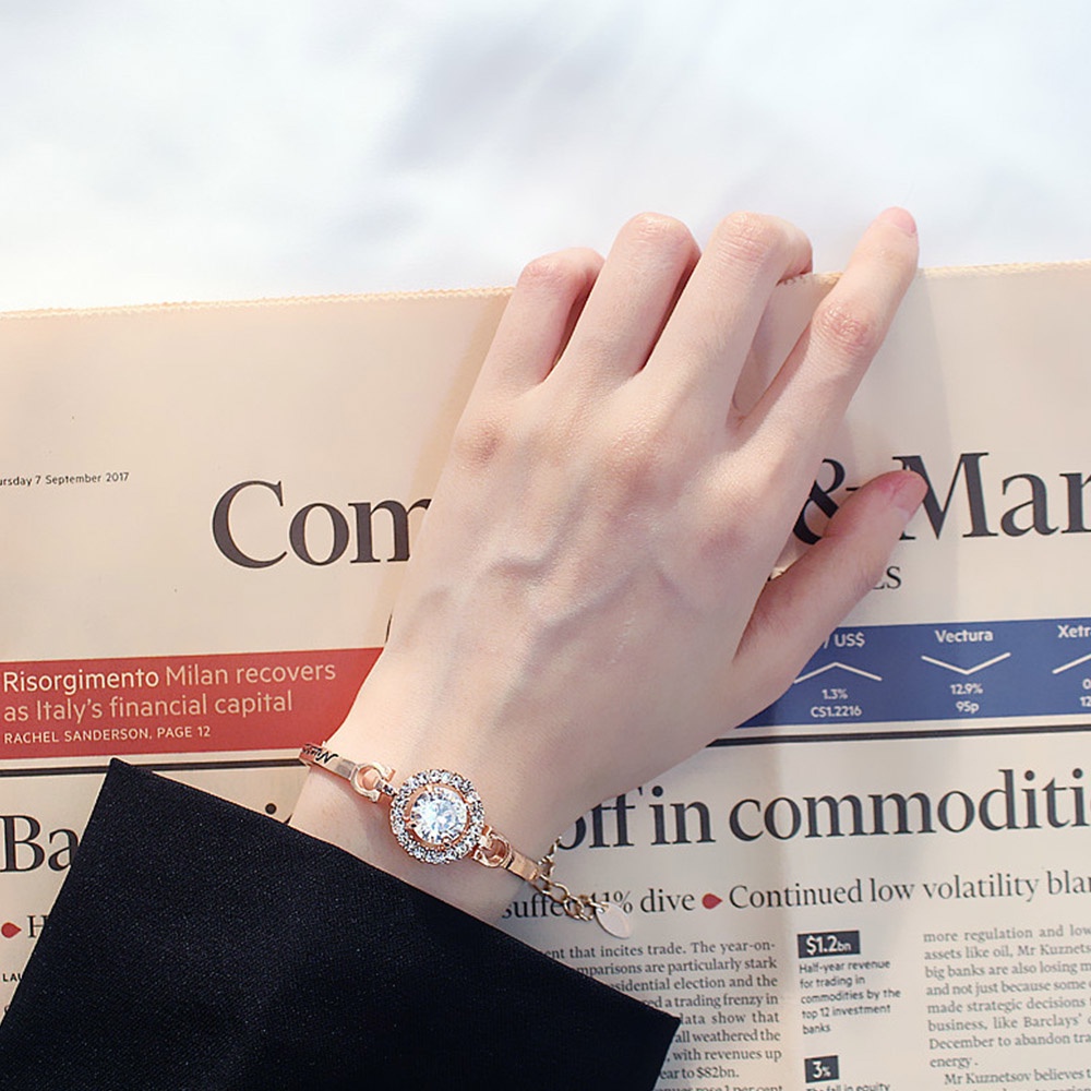 1 Vòng Tay Nữ Đính Đá Thời Trang