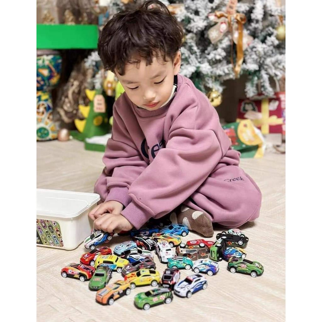 Thùng 30 Ô Tô Đồ Chơi Cho Bé, Set 30 Xe Đua Chạy Đà Cót Chất Liệu Hợp Kim, Nhựa ABS - Tặng Kèm Thùng Nhựa