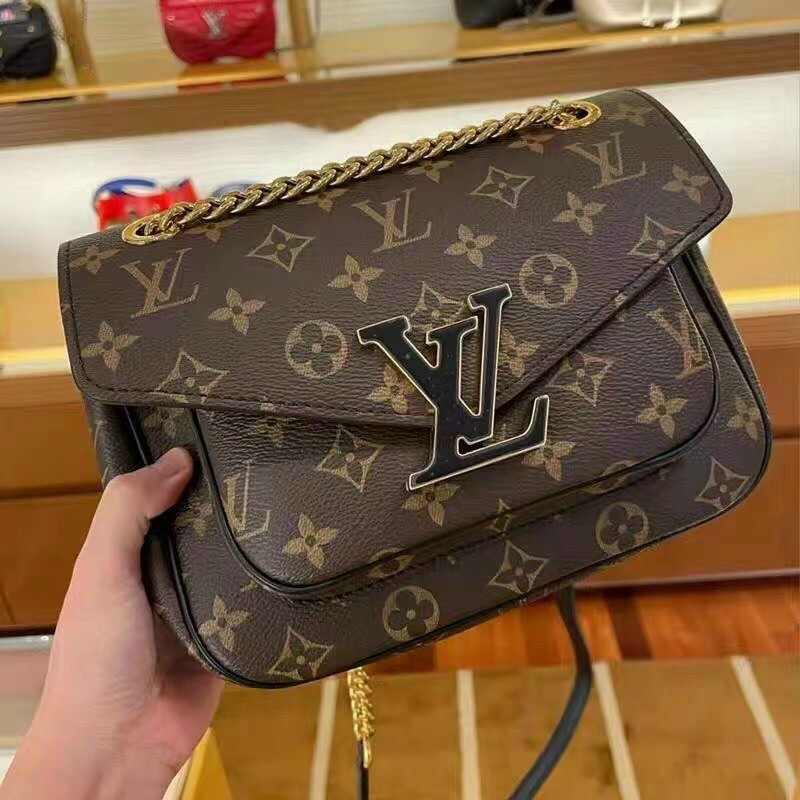 Túi LV nắp bì thư dây xích phối da hàng QC