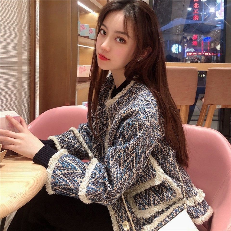 Áo Khoác Chanel Dáng Ngắn Phong Cách Retro Thời Trang Thu Đông Cho Nữ 2021
