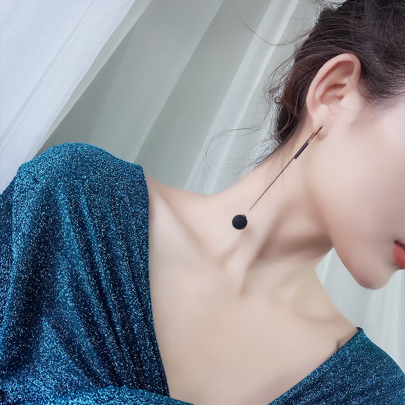 Bông Tai Dây Xích Gắn Bóng Tròn Màu Đen Phong Cách Hàn Quốc Ngọt Ngào Cho Nữ