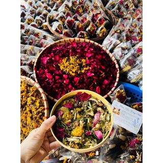 Thảo Mộc Xông Mặt