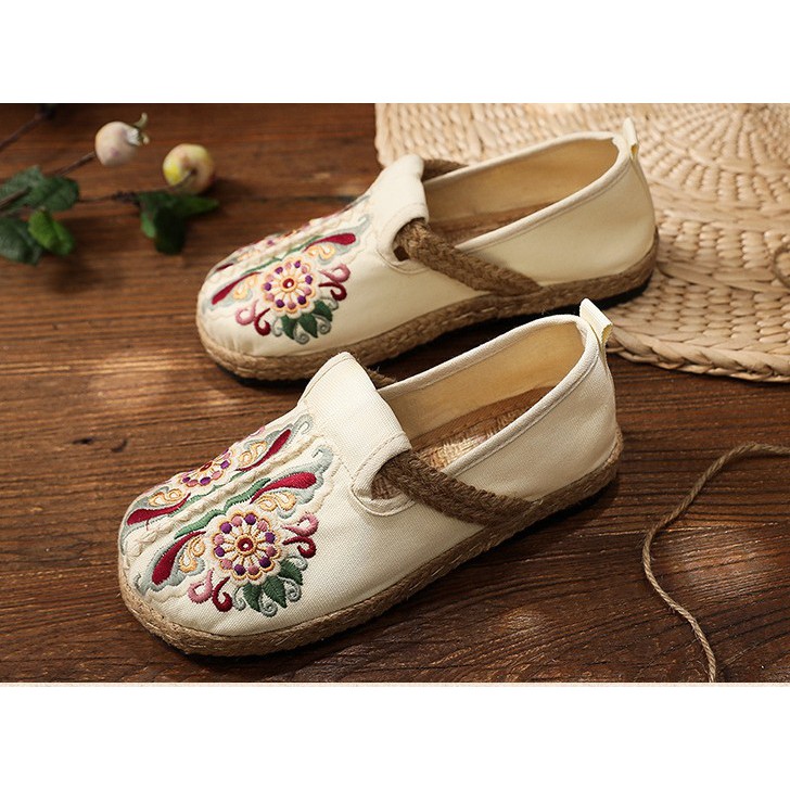 TAM84 Giày thêu hoa lót cói | BigBuy360 - bigbuy360.vn