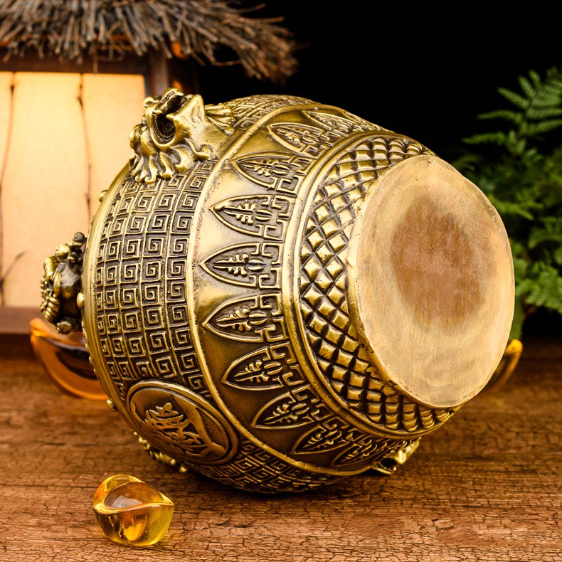 Vật phẩm Hũ cóc tài lộc bằng đồng thau cỡ trung phong thủy Hồng Thắng