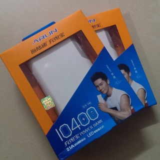Freeship pin sạc dự phòng chính hãng Arun 10400mah