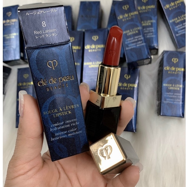 Son Cle De Peau 8 Red Lantern